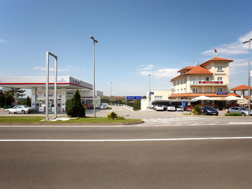 Hotel Knezevina Враниц Екстериор снимка