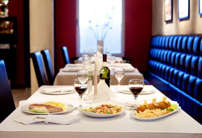 Hotel Knezevina Враниц Екстериор снимка